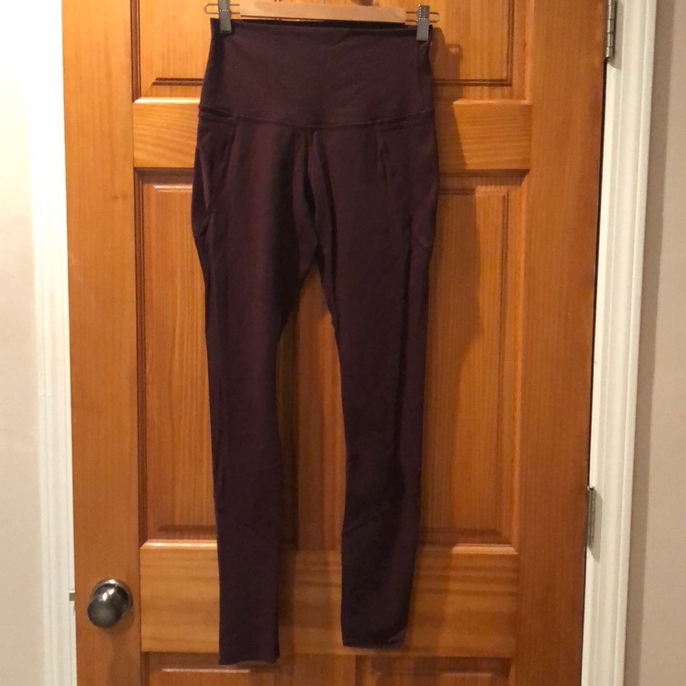 Lululemon tights with details